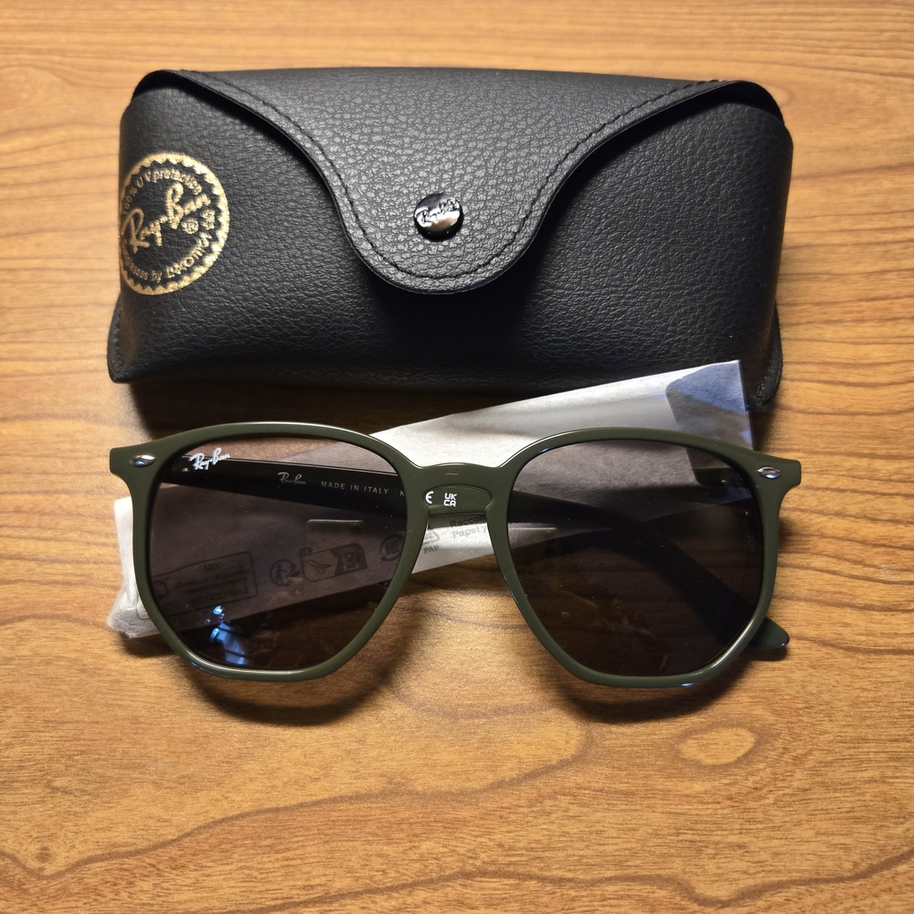 Ray-Ban Green Sunglasses with Case